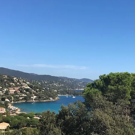 Peaceful Retreat With Stunning Sea View Private Terrace & Garden * Le Lavandou