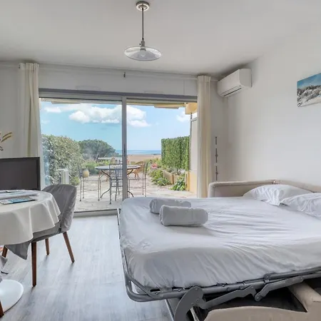 Peaceful Retreat With Stunning Sea View Private Terrace & Garden