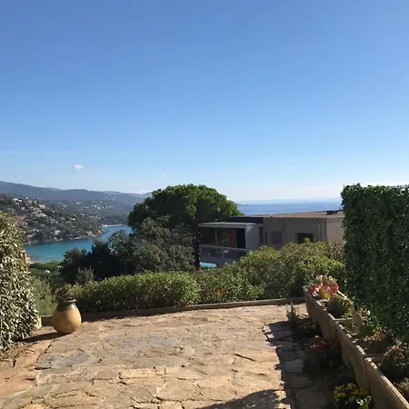 Peaceful Retreat With Stunning Sea View Private Terrace & Garden Le Lavandou