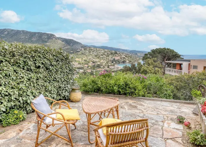 Peaceful Retreat With Stunning Sea View Private Terrace & Garden Апартаменты Ле-Лаванду